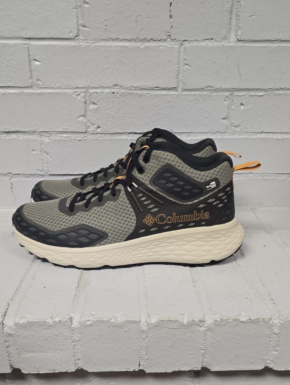 Columbia Men's Kono TRS Outdry Mid Hiking Shoes. New. Size 14 Or 15.